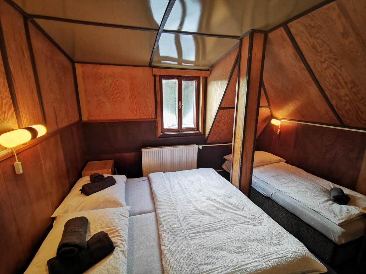 Chata Pod Studnicnou Pec pod Snezkou Bagian luar foto